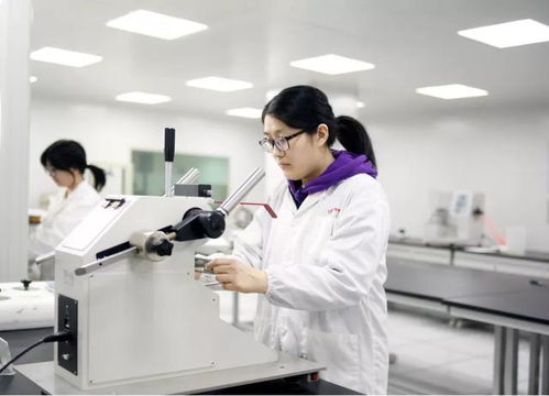 盛虹集團(tuán) 以創(chuàng)新研發(fā)踐行長(zhǎng)三角一體化，連續(xù)兩天獲《新聞聯(lián)播》點(diǎn)贊